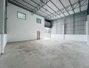 ให้เช่าโรงงาน / โกดัง - ให้เช่า โกดัง พร้อมออฟฟิศ สร้างใหม่ 300 ตรม. ถนนพัฒนาชนบท 3 แขวงคลองสองต้นนุ่น เขตลาดกระบัง ใกล้กรุงเทพกรีฑา
