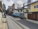 ขายบ้าน - Land for sale ขายที่ดินพร้อมบ้านเก่าต้องสร้างใหม่เหมาะค้าขายและใกล้รถไฟฟ้าใต้ดินห้าร้อยเมตรเอง