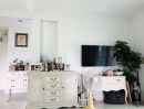 ขายบ้าน - ขายบ้านเดี่ยว ใกล้รถไฟฟ้าทำออฟฟิศได้ อารมณ์รีสอร์ต มีสระว่ายน้ำผ่อนคลายจากการทำงาน มีห้องประชุม อยู่ในหมู่บ้าน