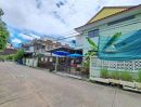 ขายบ้าน - ขายบ้าน หมู่บ้านร่มเย็น 3 ชุมชนเฟื่องฟ้า ถนนสุขุมวิท เมืองสมุทรปราการ เนื้อที่ 100 ตร.ว.