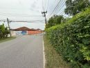 ขายที่ดิน - ขายที่ดิน 3 แปลงติดกัน 16 ไร่ ริมถนน ใกล้วัดหลวงพ่อโสธร ตรงข้ามหมู่บ้านมารวย ฉะเชิงเทรา การเดินทางสะดวกใกล้แหล่งชุมชน