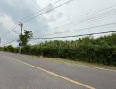 ขายที่ดิน - ขายที่ดิน 3 แปลงติดกัน 16 ไร่ ริมถนน ใกล้วัดหลวงพ่อโสธร ตรงข้ามหมู่บ้านมารวย ฉะเชิงเทรา การเดินทางสะดวกใกล้แหล่งชุมชน