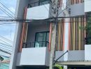 ขายทาวน์เฮาส์ - ขายทาวน์โฮม 3 ชั้น โครงการเดอะซิมโฟนี ทำเลศักยภาพ ติดถนนใหญ่ ใกล้แฟชั่นไอส์แลนด์