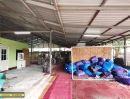 ขายที่ดิน - ขายด่วน ที่ดินพร้อมสิ่งปลูกสร้าง 200 ตร.ว. ซอยทับยาว ถนนเลียบคลองมอญ เหมาะสำหรับทำโกดัง