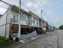 ขายทาวน์เฮาส์ - ขายด่วนทาวน์โฮม 2ชั้น 21 ตรว. หลังมุม 3 นอน 3 น้ำ หมู่บ้าน กัสโต้ ทาวน์โฮมรามคำแหง หลังมุม ติดถนนเมน ต้นโครงการ
