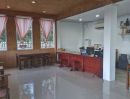 ขายที่ดิน - ขายด่วน โรงแรม 3 ชั้น 1 อาคาร รวม บ้าน 2 ชั้น 1 หลัง + บ้าน 1 ชั้น 1 หลัง พร้อมที่ดิน ( ขายยกแปลง)