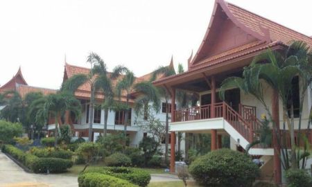 ขายที่ดิน - ขายบ้าน Pool Villa ทรงไทยตกแต่งหรู พร้อมสระว่ายน้ำ, 3 หลัง ขายพร้อมที่ดินเปล่า ซอยปลักเจ อ.เมือง จ.ภูเก็ต์