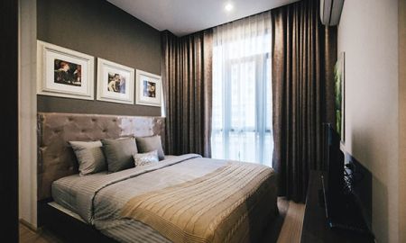 ให้เช่าคอนโด - คอนโด The Capital เอกมัย-ทองหล่อ แบบ 3 ห้องนอน พื้นที่ใช้สอยกว้าง แต่งสวย มีสไตล์ A Spacious Nicely and Stylishly Furnished 3 Bedroom Unit with a Sepa