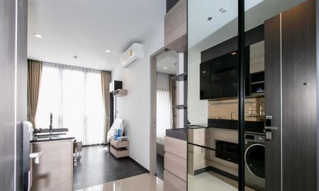 ขายคอนโด - Condo For Rent The Line Asoke - Ratchada Near MRT Rama 9 Floor : 38 , Size : 35.27 Sq.m
