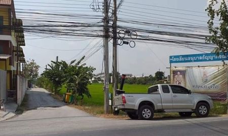 ขายที่ดิน - ขายที่ดินนนทบุรี 12 ไร่ 156 ตรว.ติดถนนบ้านกล้วย-ไทรน้อย หน้ากว้าง 40 เมตร ลึก 500 เมตร ขายราคาถูก