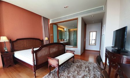 ให้เช่าคอนโด - คอนโดหรู แบบ 2 ห้องนอน ที่ คอนโด The Sukhothai Residences A Luxury and Nicely Décor 2 Bedroom Unit at Sathorn Soi 1
