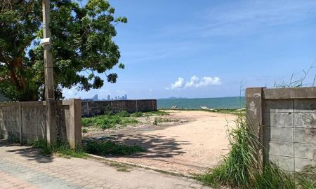 ขายที่ดิน - ขายที่ดินติดทะเลพัทยา 1 ไร่ 2 งาน Beachfront land for sale in Pattaya, 1 rai 2 ngan 600 square wah