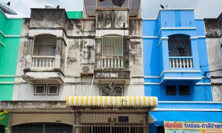 ขายอาคารพาณิชย์ / สำนักงาน - ขายด่วน อาคารพาณิชย์ 4 ชั้น ใจกลางเมืองชลบุรี ราคาถูก น่าลงทุน พร้อมอยู่