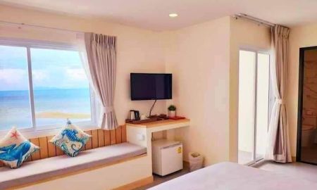 ขายอพาร์ทเม้นท์ / โรงแรม - ขายโรงแรมติดชายทะเลหน้าทอน ใกล้ท่าเทียบเรือซีทราน เกาะสมุย จ.สุราษฎร์ธานี