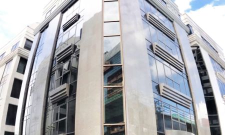 ให้เช่าอาคารพาณิชย์ / สำนักงาน - ให้เช่า Office ทั้งตึกจำนวน 7 ชั้น 1,000 ตรม. Fully furnished ห่างจากสถานี BTS กรุงธนบุรี 500 เมตร ใกล้ห้างสรรพสินค้า ICON SIAM