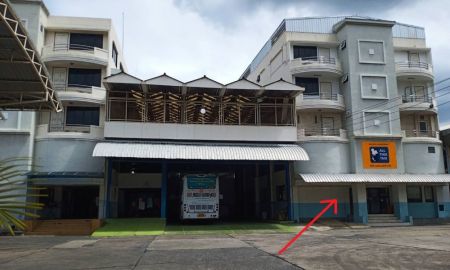 ให้เช่าอาคารพาณิชย์ / สำนักงาน - ให้เช่าอาคาร 2 จาก 5 ชั้น ซ.วิภาวดี19 / 2 of 5 storey building at Viphavadee soi 19 for rent