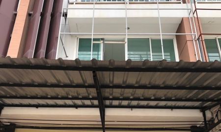 ขายอาคารพาณิชย์ / สำนักงาน - ขาย อาคารพานิชย์ 3 ชั้น ถนน เวียงบูรพา (ถนนบายพาส)