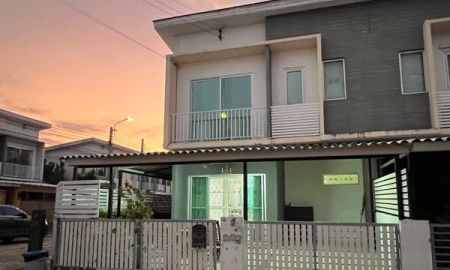 ขายบ้าน - ขายถูก ทาวน์เฮ้าส์ 2 ชั้น เดอะคอนเนค ดอนเมือง -สรงประภา For Sale : The Connect Don Mueang Songprapha Townhouse.