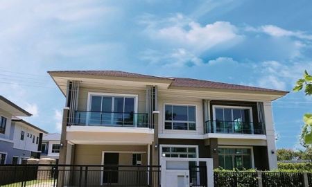 ขายบ้าน - ขายด่วนเดอะปาล์มกรุงเทพกรีฑา-วงแหวน ระดับ HIGH CLASS Exclusive Zone หน้าโครงการ type ใหญ่หลังมุม 91.5 ตรว. The Palm Krungthep Kreetha Wongwaen