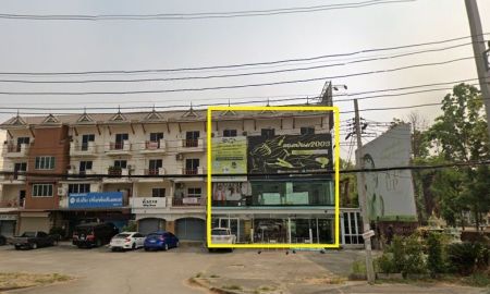 ขายอาคารพาณิชย์ / สำนักงาน - ขายถูกอาคารพาณิชย์ 4ชั้น 3คูหาติดกัน ติดถนนสมโภช700ปี ตรงข้ามโลตัสรวมโชค เมืองเชียงใหม่.