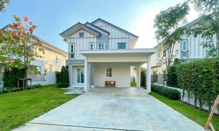 ให้เช่าบ้าน - รร.นานาชาติไทย-สิงคโปร์ 2.1กม. 4นอน ศรีนครินทร์-บางนา MRT ศรีลาซาล 2.5 กม. ให้เช่าบ้านเดี่ยวสุดหรู 2 ชั้น 68ตร.วา. 270ตร.ม. 3น้ำ พร้อมแอร์