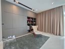ขายบ้าน - ขายบ้านเดี่ยว 2 ชั้น ในโครงการ เพอร์เฟค มาสเตอร์พีซ พระราม 9 (Perfect Masterpiece Rama 9) 5 ห้องนอน พร้อมเฟอร์นิเจอร์ มีบิวท์อินเครื่องครัว