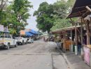 ขายที่ดิน - ที่ดินอยู่ใน ซอยอดุลศานการ สามารถออกได้ทั้ง ถนนบางนา-ตราด และ ถนนเทพารักษ์ เหมาะสำหรับทำที่พักอาศัย โกดังสินค้า