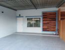 ขายบ้าน - ขายบ้านแฝดภัทรแกรนด์ทาวน์ ศรีราชาชลบุรี รีโนเวทใหม่ทั้งหลัง ถูกสุดในโครงการ