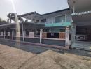 ขายบ้าน - ขายถูกมาก! บ้านเดี่ยว 2ชั้น พร้อมอาคารสำนักงานและสระว่ายน้ำ ทำเลทอง อ.เมืองชลบุรี หลังบิ๊กซีชลบุรี ใกล้ถนนสุขุมวิท