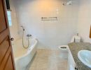 ให้เช่าบ้าน - ปล่อยเช่าบ้านเดี่ยว ในโครงการ ไพนวิว (Nichada Thani) 4 ห้องนอน 4 ห้องน้ำ100000 /เดือน
