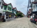 ขายบ้าน - ขายบ้าน2ชั้น หมู่บ้านณัฐกานต์3 ย่านสะพานใหม่ กรุงเทพมหานคร
