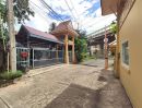 ขายบ้าน - ขาย บ้านเดี่ยว ติดถนนสุวินทวงศ์ หมู่บ้านจันทร์บัวสวย พร้อมร้านค้าให้เช่า 2 ร้าน