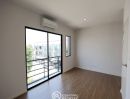ขายทาวน์เฮาส์ - ขายทาวน์โฮม 3 ชั้น บ้านกลางเมือง รามอินทรา-วัชรพล เนื้อที่ 31.8 ตารางวา หลังมุม สภาพใหม่ ไม่เคยเข้าอยู่ บนถนนสุขาภิบาล 5 ใกล้ทางด่วนรามอินทรา-อาจณรงค์
