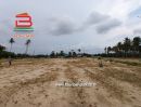 ขายที่ดิน - ที่ดินเปล่า เนื้อที่ 4 ไร่ ซอยสุขสมบูรณ์ 7 (แยกถนนเกาะหลัก) ถนนเพชรเกษม ต.เกาะหลัก อ.เมือง จ.ประจวบคีรีขันธ์