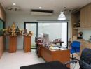 ให้เช่าอาคารพาณิชย์ / สำนักงาน - ให้เช่าอาคารพาณิชย์ 3ชั้น 4คูหา เนื้อที่ 58 ตร.วพื้นที่ใช้สอย 565.5 ตร.ม จอดรถ 3คัน ถนน สุขุมวิท ใกล้ BTS เอกมัย ราคาเช่า 400,000 บ/ด