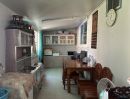 ขายบ้าน - ขายบ้านเดี่ยว ในเมืองลำพูน ใกล้ รพ.ลำพูน รีโนเวทเรียบร้อย ต่อเติมเต็มพื้นที่ บ้านสภาพยังดูใหม่ เจ้าของไม่ค่อยอยู่ มีคนเข้าไปดูแลตลอด