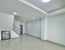 ขายทาวน์เฮาส์ - บ้านสวยมาก รีโนเวทใหม่ #หมู่บ้านอิศรา ท่าอิฐ รัตนาธิเบศร์ ทาวน์เฮ้าส์ 2 ห้องนอน ใกล้เซ็นทรัล เวสเกต ใกล้ MRTท่าอิฐ