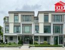 ให้เช่าบ้าน - For Rent Classe Sukhumvit 77 Classic Luxury Townhome ให้เช่า บ้านกลางเมืองคลาสเซ่ สุขุมวิท77
