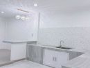 ขายทาวน์เฮาส์ - ขายทาวน์โฮม 3 ชั้น 17 ตร.ว ม.พงษ์ศิริชัย 1 รีโนเวทใหม่ พร้อมอยู่