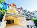 ขายทาวน์เฮาส์ - ขายทาวน์โฮม 3 ชั้น 17 ตร.ว ม.พงษ์ศิริชัย2 -เพชรเกษม รีโนเวทใหม่ สวยพร้อมอยู่
