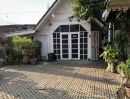 ขายบ้าน - ขายถูกมาก!! บ้านส่วนตัวและร้านอาหารที่มีผู้เช่า ทำเลทอง ติดถนนสีหราชเดโชชัย เยื้องโกลบอลเฮ้าส์ อ.เมือง จ.พิษณุโลก