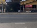 ขายที่ดิน - ขายถูกมาก!! ที่ดินพร้อมสิ่งปลูกสร้าง ทำเลทอง ติดถนนศรีสะเกษ-ขุขันธ์ ใจกลางอำเภอเมือง จ.ศรีสะเกษ