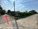 ขายที่ดิน - ขายที่ดินเปล่าในหมู่บ้านกฤษดานคร 25 ถนนประชาร่วมใจ 31 ขายต่ำกว่าราคาประเมิน พื้นที่ 352 ตรว. หันหน้าทางทิศใต้ ในซอยเดียวกันมีบ้านอยู่ 2 หลัง
