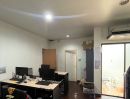 ขายบ้าน - ขายด่วน บ้านเดี่ยวตึก 3ชั้น หมู่บ้านวรินทร รัชดา18(หลังมุมหน้าปากทางเข้าหมู่บ้าน) อยู่ติดกับคอนโดรัชดาซิตี้ เหมาะสำหรับอยู่อาศัย,ทำออฟฟิศ,ทำสำนักงาน
