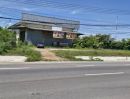 ขายที่ดิน - ขายโกดังสินค้า บ้านพักอาศัยพร้อมที่ดิน โกดังมี 3 อาคาร บนเนื้อที่ 23-3-94 ไร่ ติดถนนเขาวัง-น้ำพุ(3208) บ้านน้ำพุ อ.เมือง จ.ราชบุรี