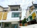 ให้เช่าบ้าน - ตลาดสดท่าอิฐ 1.5 กม. MRT บางรักใหญ่ 600 ม. คฤหาสน์หรู แนวตั้งเฟอร์ครบ 3 ชั้น ให้เช่าพร้อมเฟอร์ 5แอร์ 37 ตร.วา. นานาชาติดีบีเอส 3.7 กม.