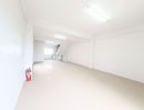 ขายอาคารพาณิชย์ / สำนักงาน - ขายอาคารพาณิชย์ 3.5 ชั้น | ห้องริม ถนนเศรษฐกิจ 1