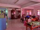 ขายที่ดิน - ขายที่ดินเปล่า พร้อมที่พักอาศัย2ชั้น รวมพื้นที่กว่า 4-2-75.2 ไร่ หน้ากว้าง ห่างจากถนนหลัก1กม. เป็นพื้นที่สีเขียวทำเกษตรกรรมได้