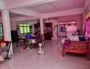 ขายที่ดิน - ขายที่ดินเปล่า พร้อมที่พักอาศัย2ชั้น รวมพื้นที่กว่า 4-2-75.2 ไร่ หน้ากว้าง ห่างจากถนนหลัก1กม. เป็นพื้นที่สีเขียวทำเกษตรกรรมได้