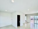 ขายทาวน์เฮาส์ - ขายบ้านหลังมุม Modi Villa ลาดกระบัง-สุวรรณภูมิ | บ้านใหม่พร้อมอยู่ วิวทะเลสาบ ทำเลดี ใกล้สุวรรณภูมิ
